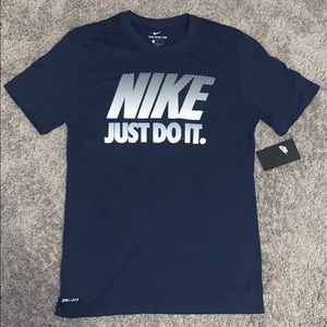 Brand new Nike t-shirt